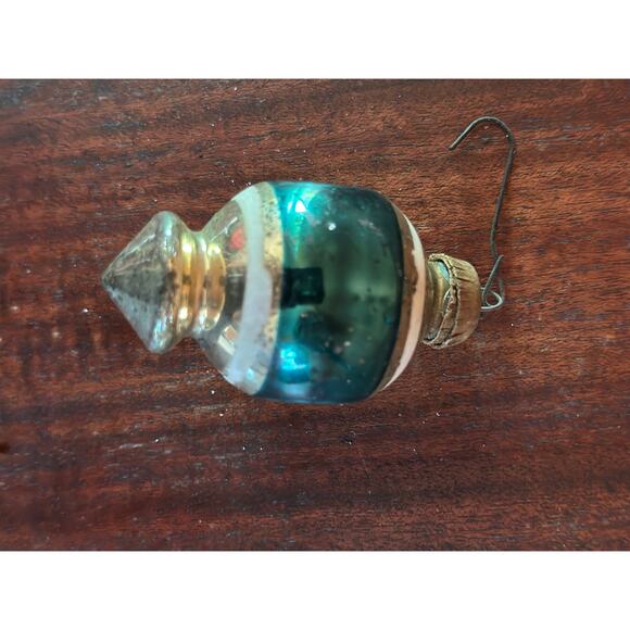 Vintage Mercury Glass Concave Christmas Ornaments in Blue Set of 2 - Picture 10 of 12